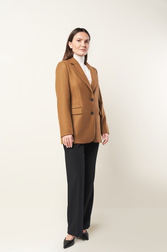 Beige_18.11.23300637.jpg
